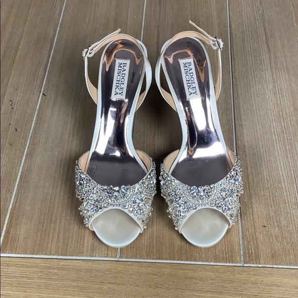 Badgley Mischka Paula Ivory Slingback Heel Sz 8.5 - Picture 2 of 8